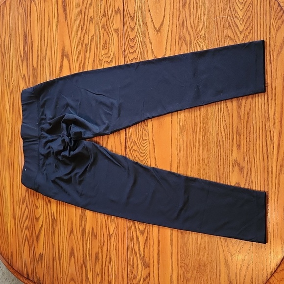 PINK Victoria's Secret Ultimate Leggings - Picture 6 of 6